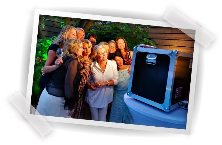 Photbooth Huren In Leeuwarden Sneek Voor Bruiloft Of Personeelsfeest Fotozuil Fotohokje 8
